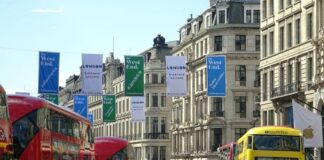 Why Phoenix Businesses Still Fall in Love With Print Banners Why Phoenix Businesses Still Fall in Love With Print Banners