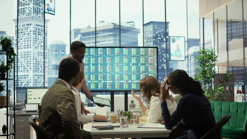 Building Business Infrastructure for a Tech-Driven Economy Building Business Infrastructure for a Tech-Driven Economy