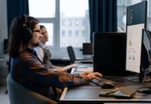 Customer Reference Software vs Manual Processes: Which Is Right for Your Business Customer Reference Software